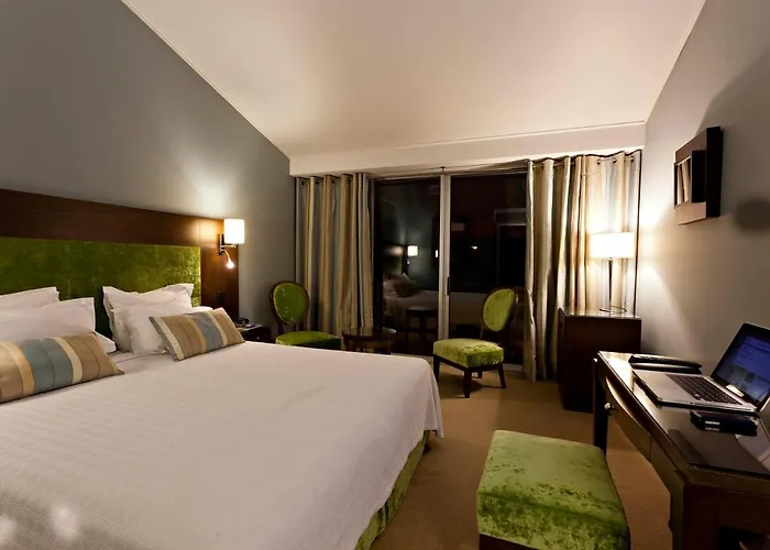 Golf De Valescure & Nuxe 4*