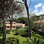 Golf De Valescure & Nuxe 4* Saint-Raphael (Var)