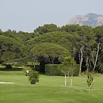 Hotel Golf De Valescure & Nuxe Saint-Raphael (Var)