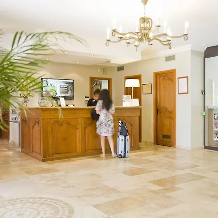 Hotel Golf De Valescure & Nuxe 4*