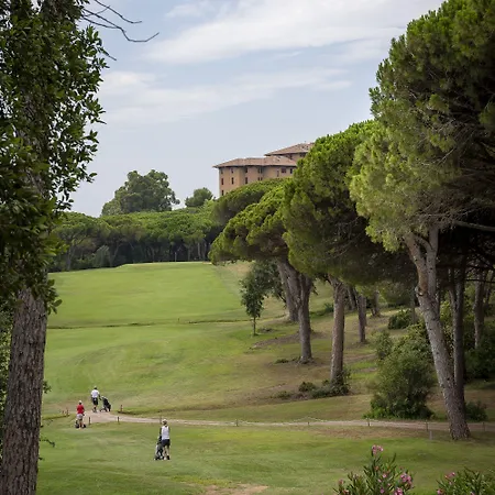 Otel Golf De Valescure & Nuxe 4*