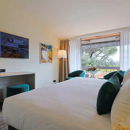 Otel Golf De Valescure & Nuxe Saint-Raphaël