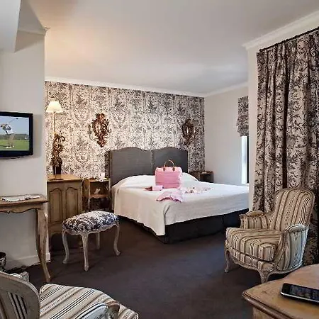 Golf De Valescure & Nuxe Готель 4*