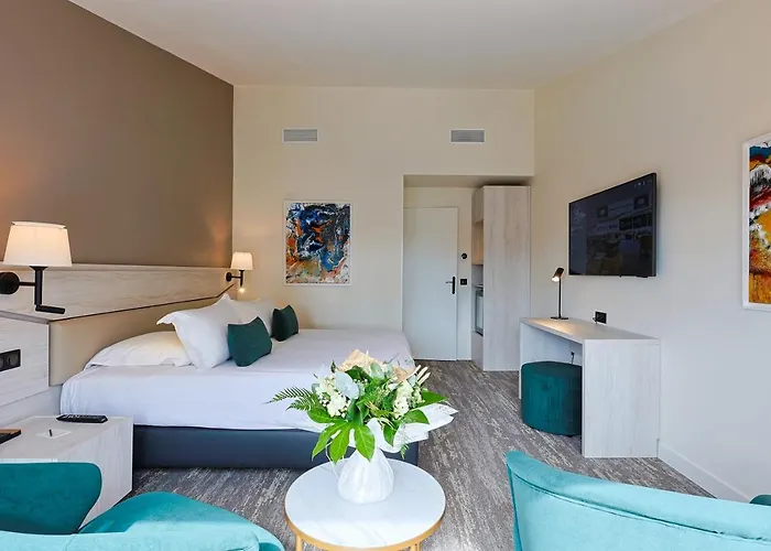 Golf De Valescure & Nuxe Saint-Raphaël