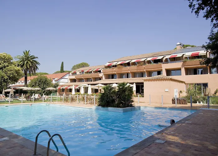 Golf De Valescure & Nuxe 4*