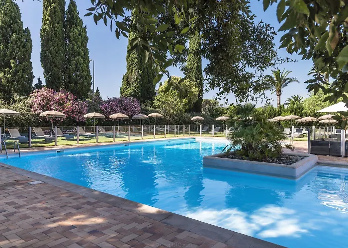 Golf De Valescure & Nuxe