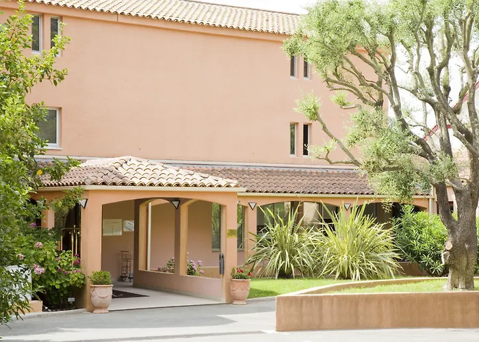 Golf De Valescure & Nuxe Hotel 4*